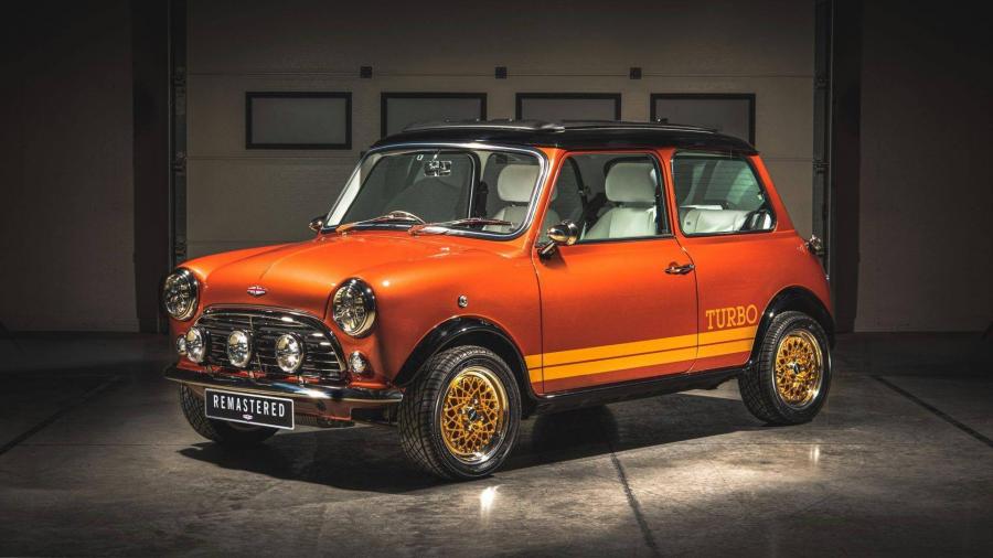  Mini Remastered by David Brown 2020 года  (фото 1 из 7)
